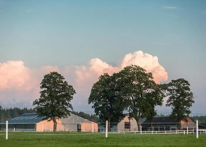 Noce I Dnie منتزه العطل Postołowo