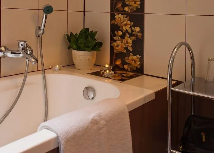 Noce I Dnie منتزه العطل