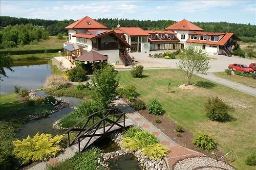 Noce I Dnie منتزه العطل 3*